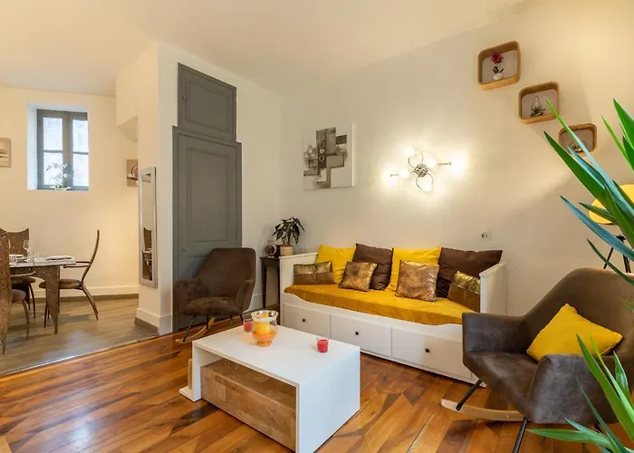 Le Contemporain, Hyper-centre, 8 Pers *