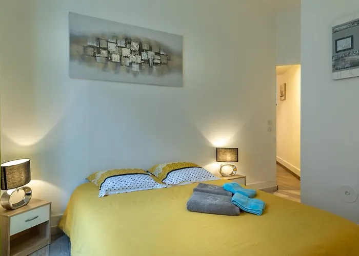 Appartement Le Contemporain, Hyper-centre, 8 Pers Grenoble