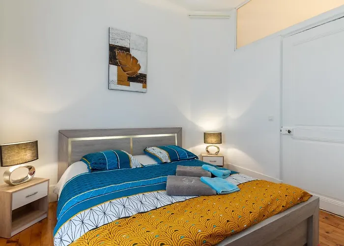Appartement Le Contemporain, Hyper-centre, 8 Pers Grenoble